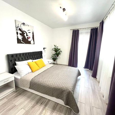 Osapart Comfortable Apartment In A Complex Great Britain リヴィウ エクステリア 写真