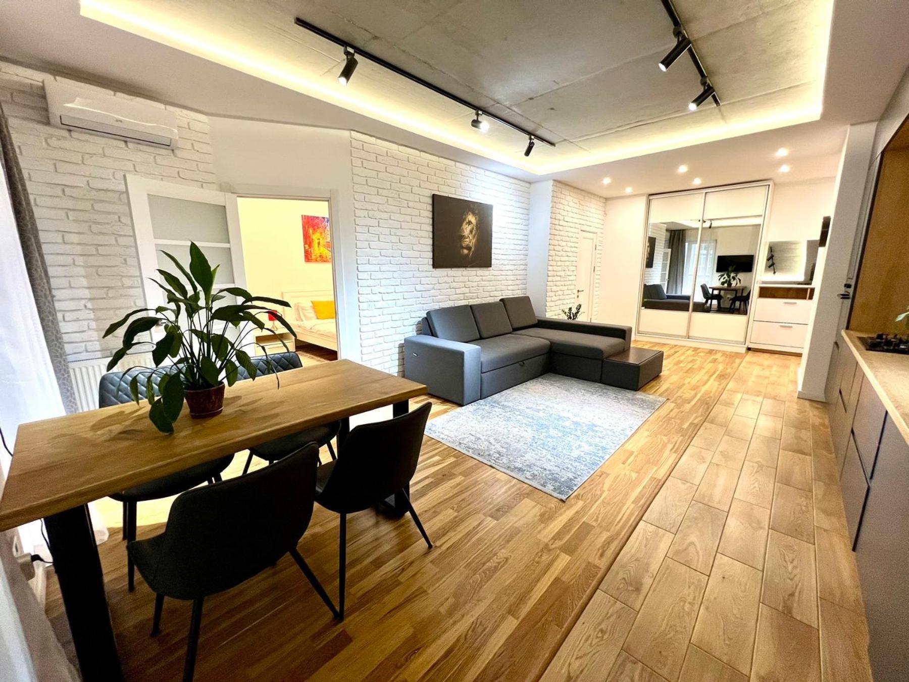 Osapart Comfortable Apartment In A Complex Great Britain リヴィウ エクステリア 写真